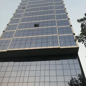 تحقق من التوفر