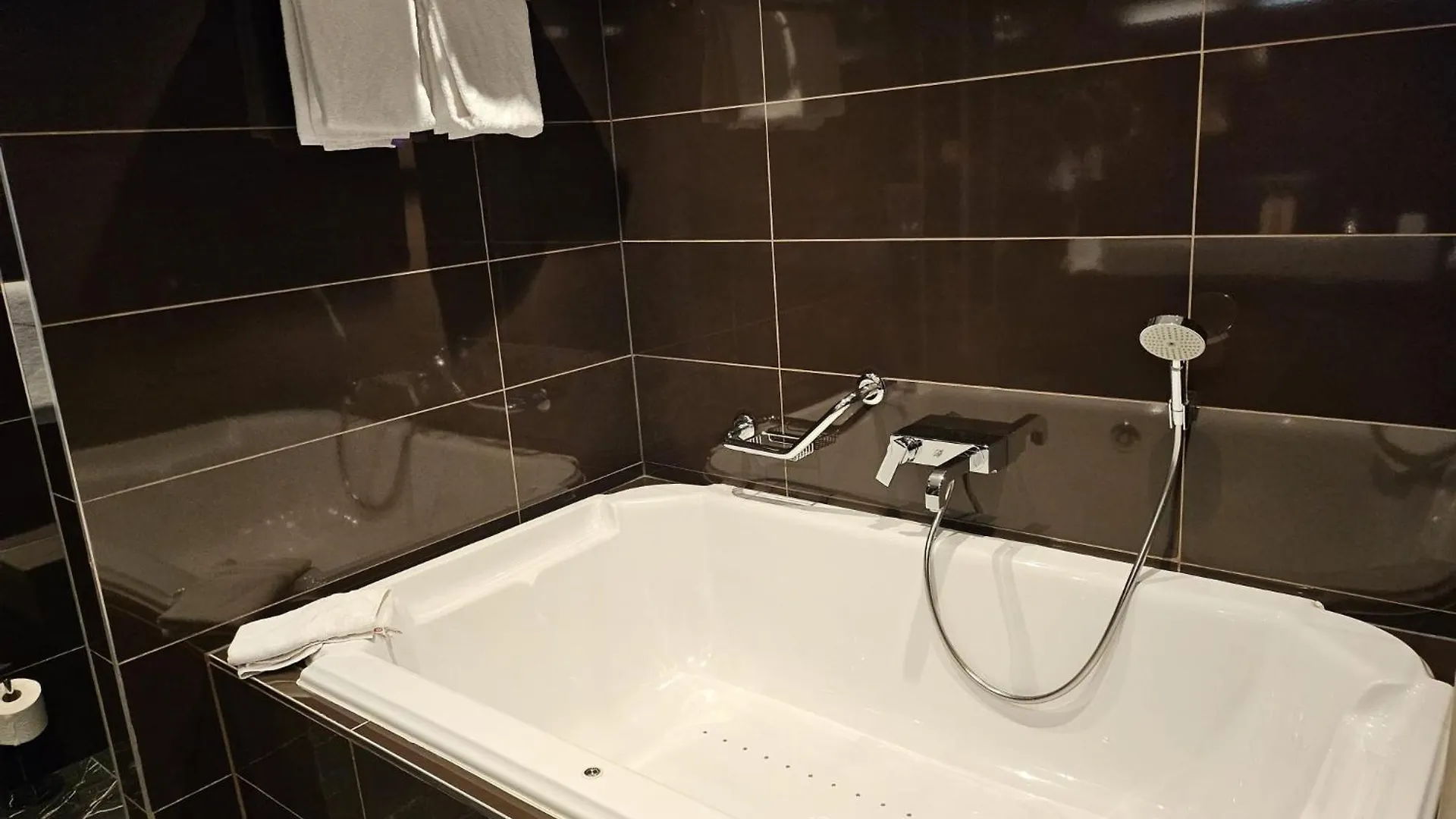 Mercure Hotel Brussels Centre Midi Saint-Gilles 4*,
