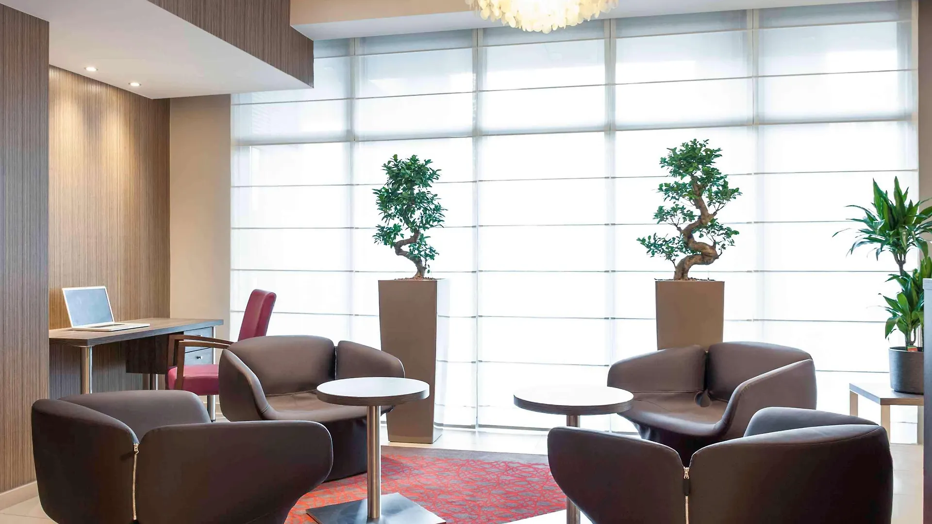 Mercure Hotel Brussels Centre Midi Saint-Gilles 4*,